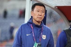 鲁媒：泰山队在中超争冠中已经掉队，急需推动球队的“年轻化”